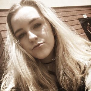 Meet your Posher, Ari